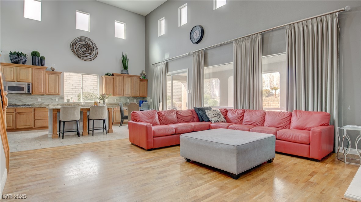 12118 La Carta Court Property Photo 13