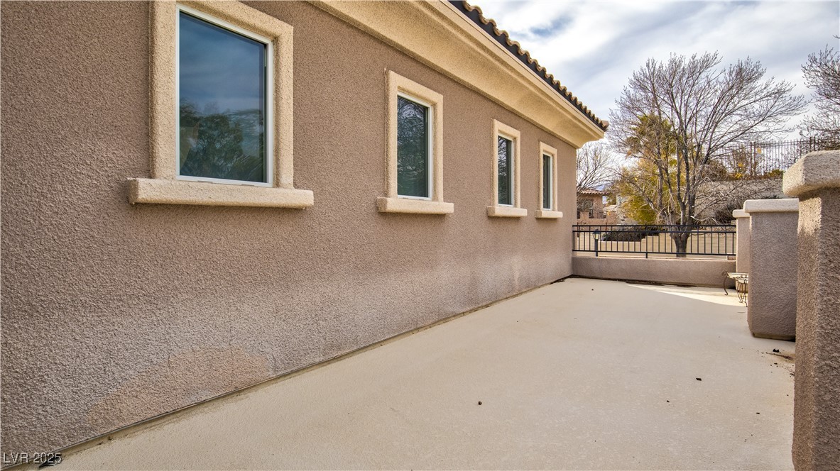 12118 La Carta Court Property Photo 46