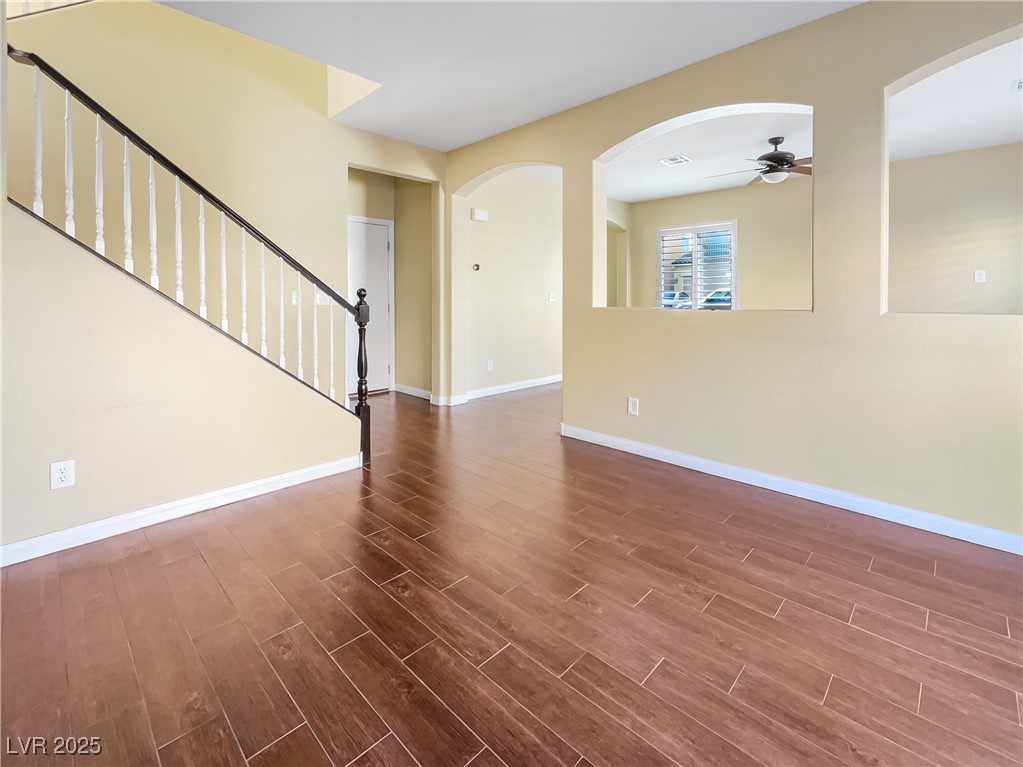 8452 Viansa Loma Avenue Property Photo 20