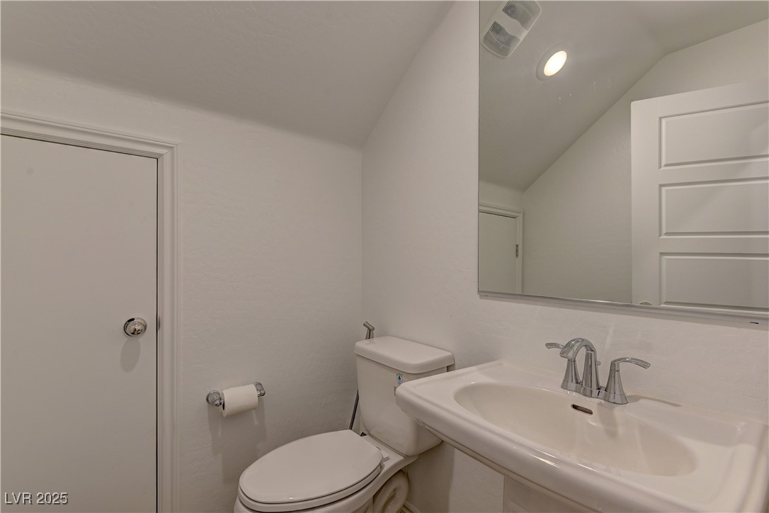 8827 Roadrunner Ravine Street Property Photo 8