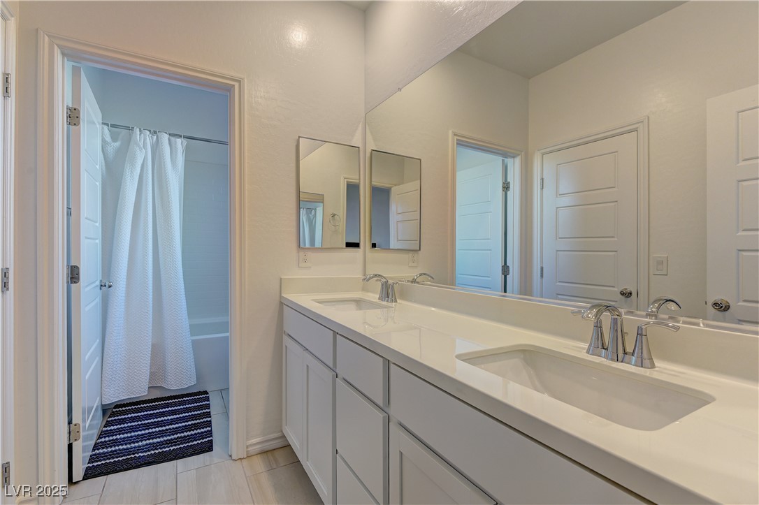 8827 Roadrunner Ravine Street Property Photo 12