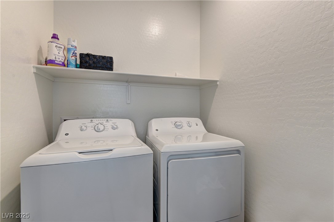 8827 Roadrunner Ravine Street Property Photo 14