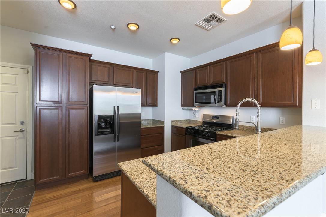 1525 Spiced Wine Avenue 12103 Property Photo 13
