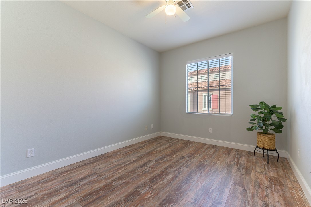 1525 Spiced Wine Avenue 12103 Property Photo 17