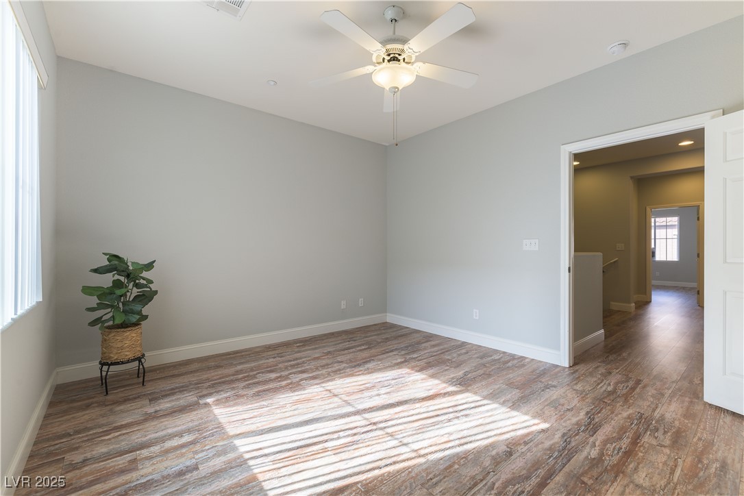 1525 Spiced Wine Avenue 12103 Property Photo 25