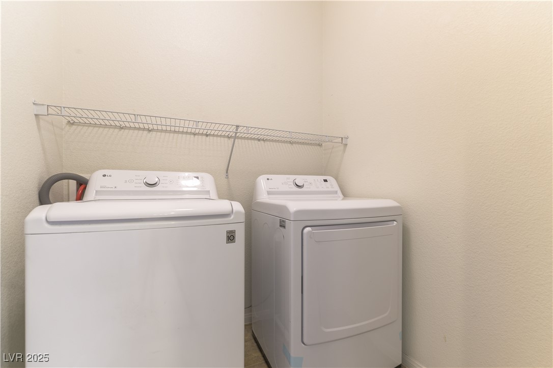 1525 Spiced Wine Avenue 12103 Property Photo 29