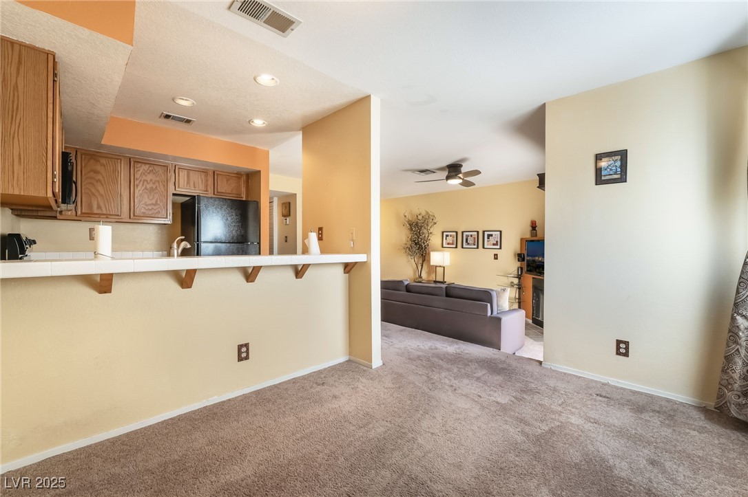 4425 Woodpine Drive 104 Property Photo 6