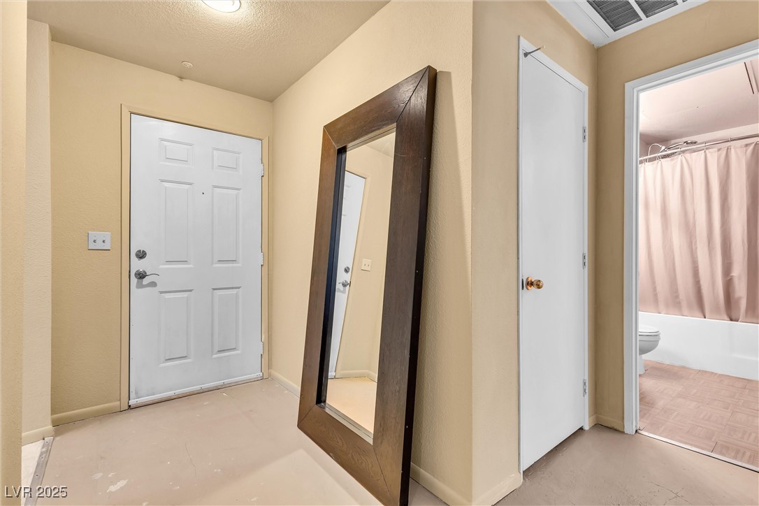 260 East Flamingo Road 311 Property Photo 8