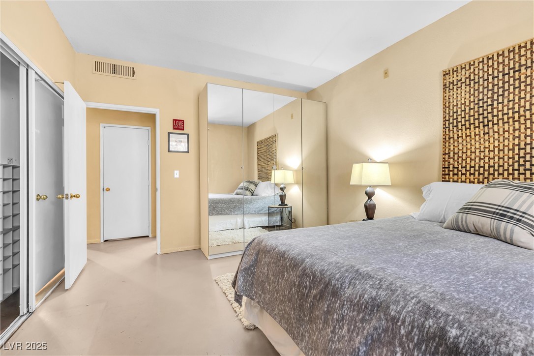 260 East Flamingo Road 311 Property Photo 14