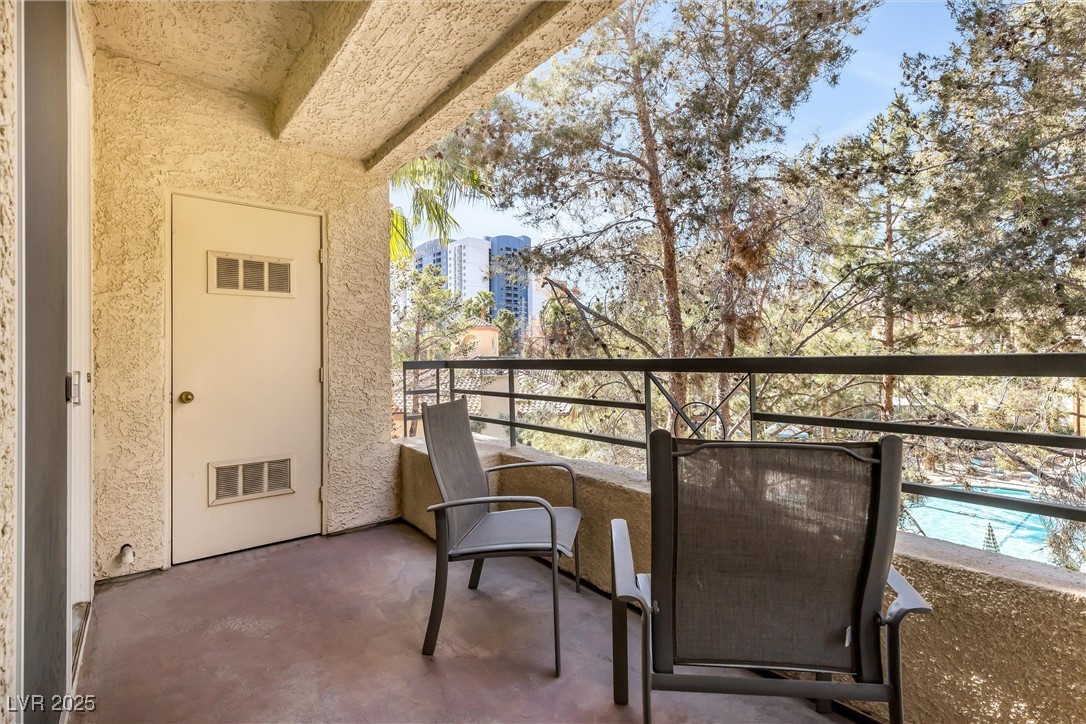260 East Flamingo Road 311 Property Photo 21