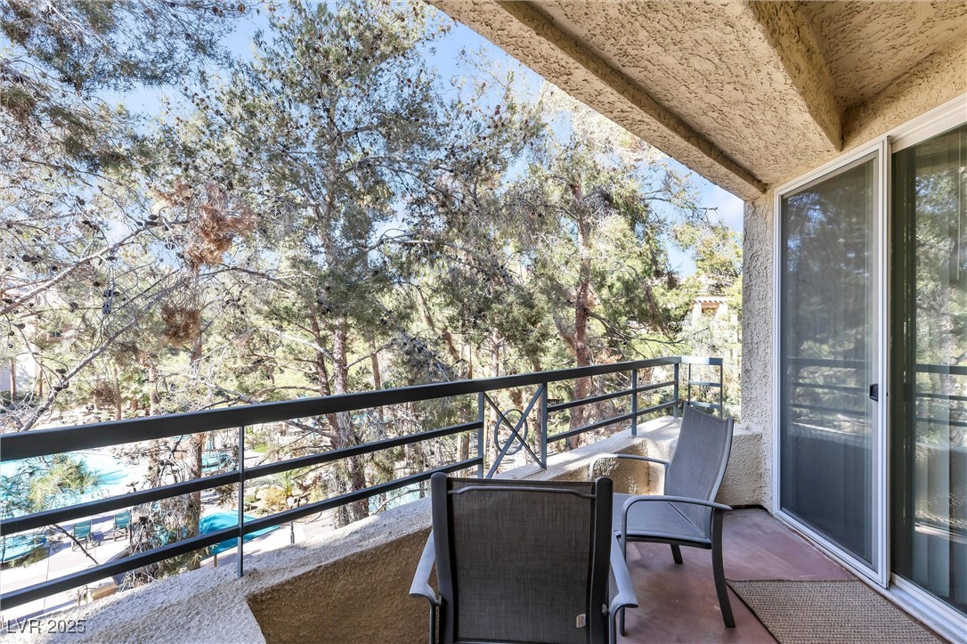 260 East Flamingo Road 311 Property Photo 22