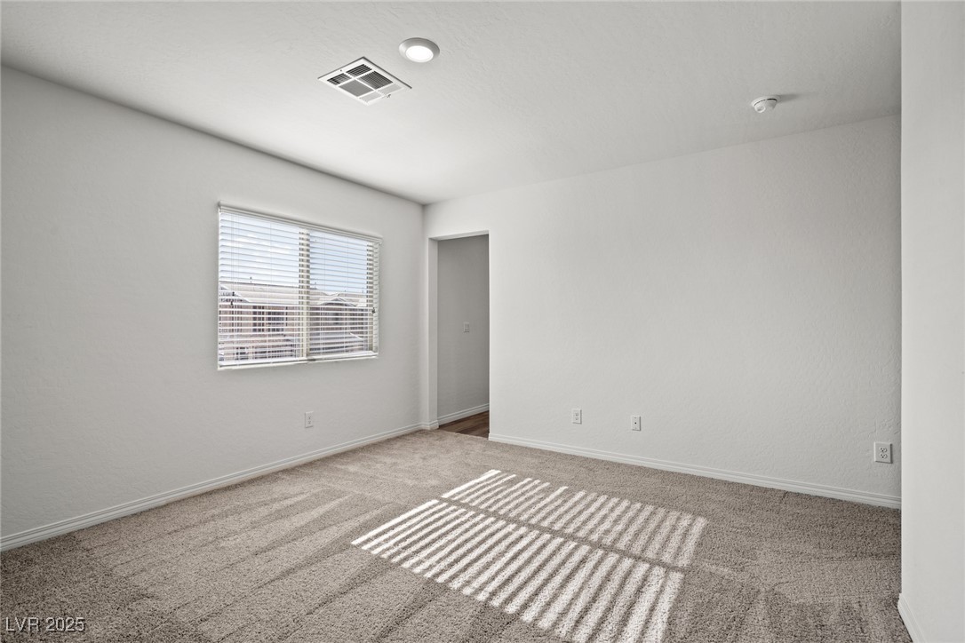 4223 Gold Desert Street Property Photo 6
