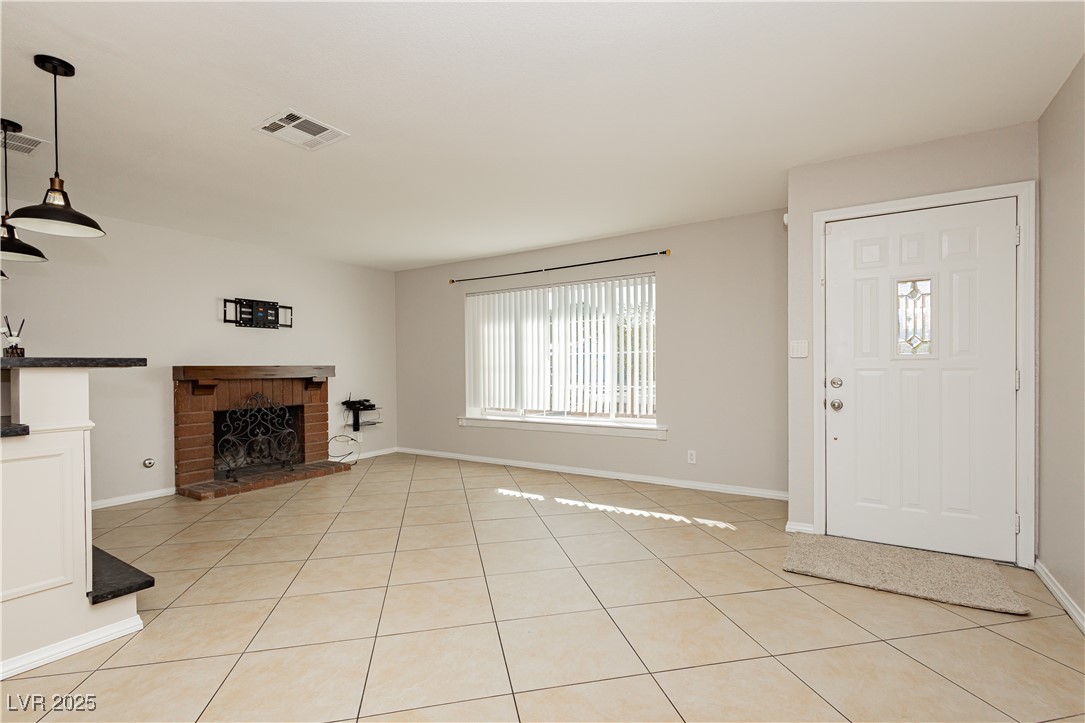 4666 Amberwood Lane Property Photo 5