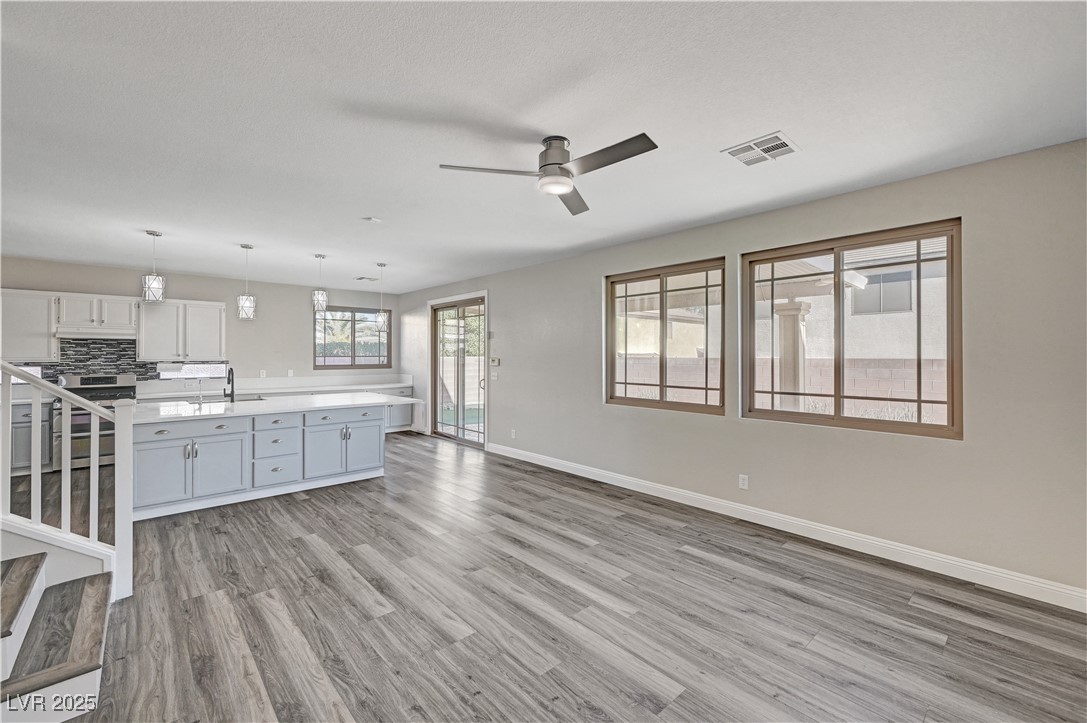 58 Desert Castle Court Property Photo 12