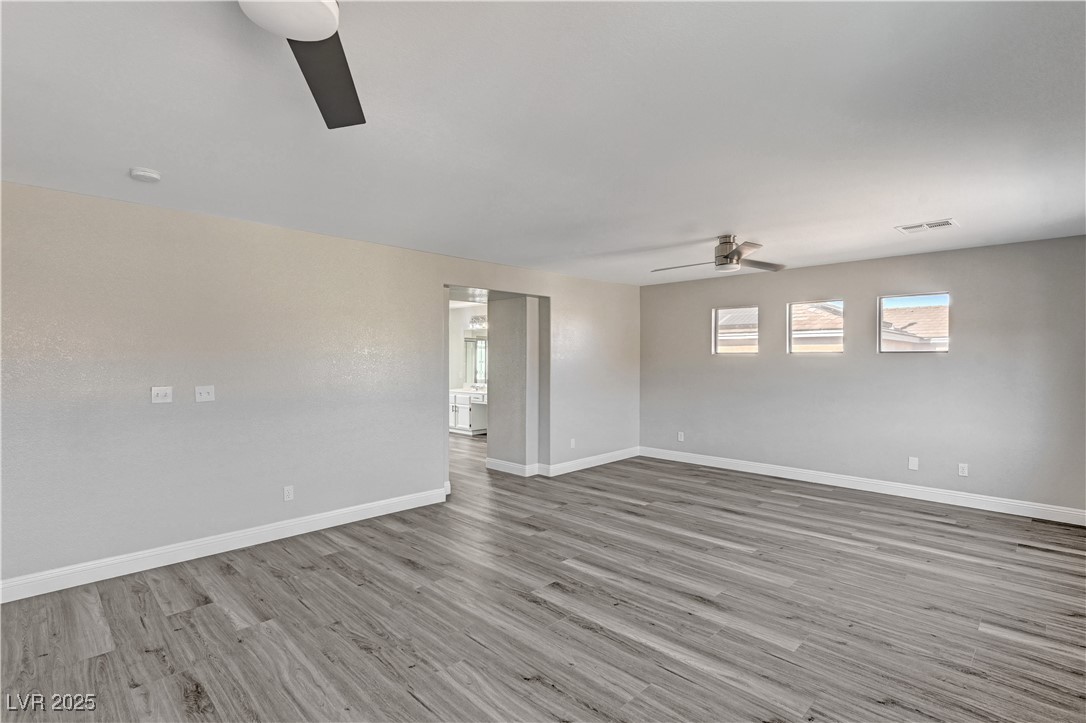 58 Desert Castle Court Property Photo 32