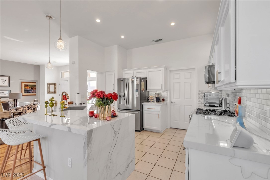 10708 Clear Meadows Drive Property Photo 4