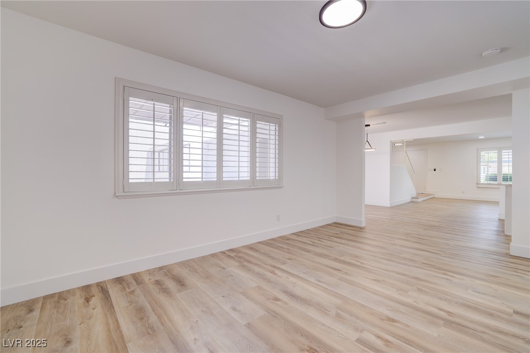 3511 Blackstone Street Property Photo 11