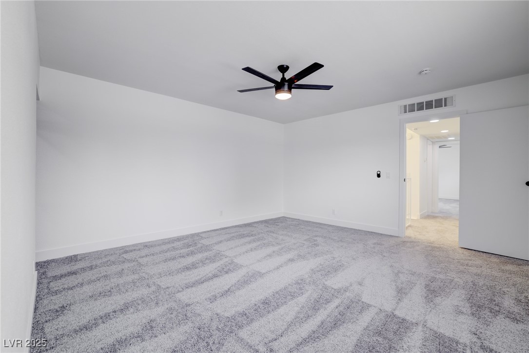 3511 Blackstone Street Property Photo 25