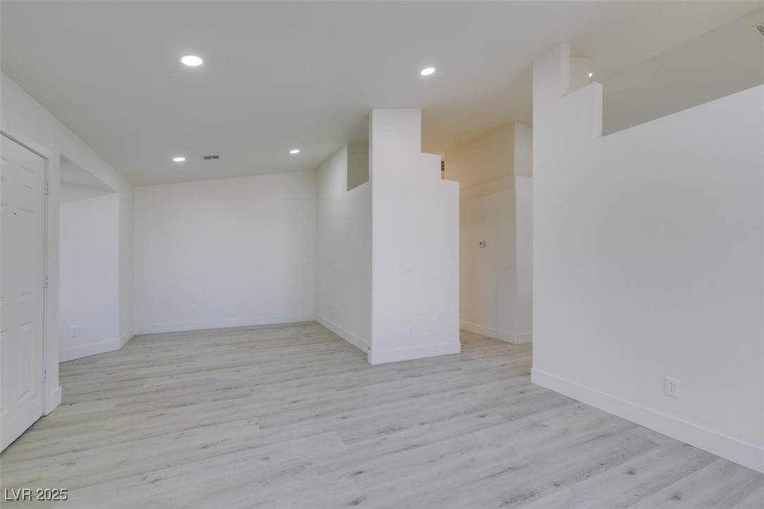 3721 Brentcove Drive Property Photo 10