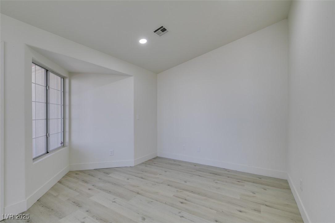 3721 Brentcove Drive Property Photo 12