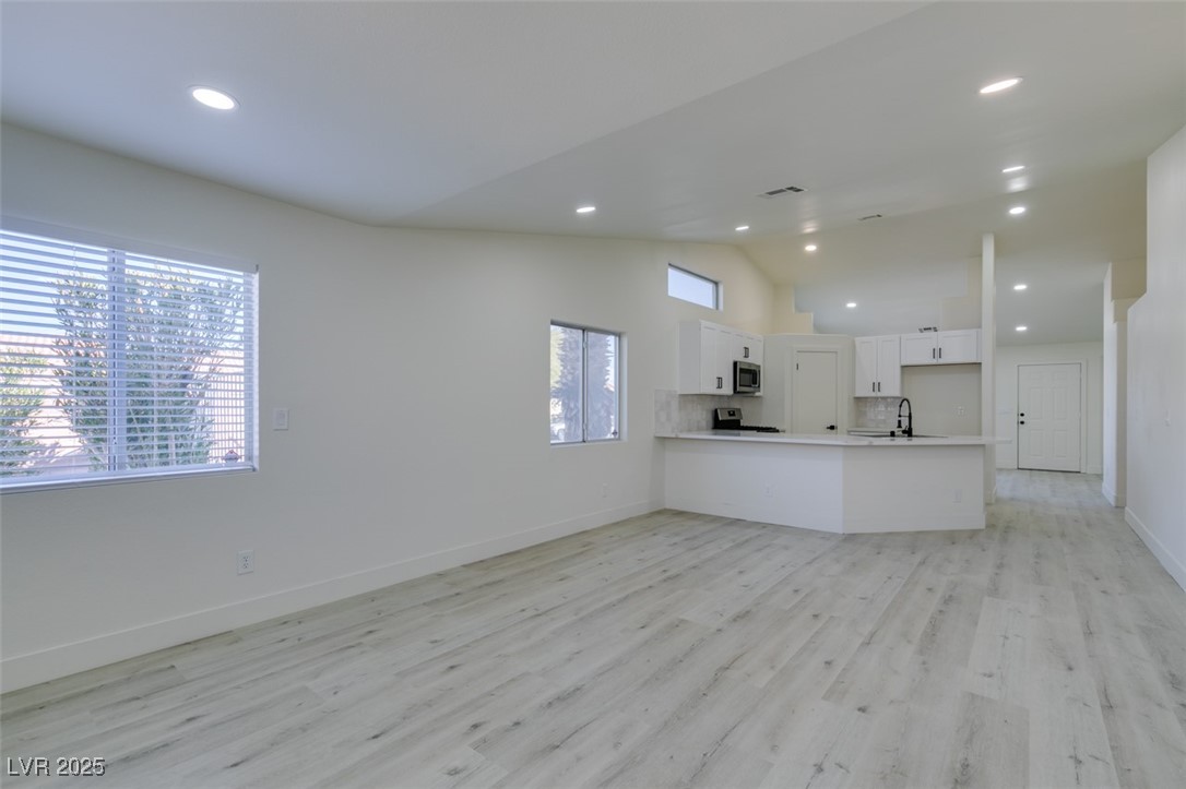 3721 Brentcove Drive Property Photo 24