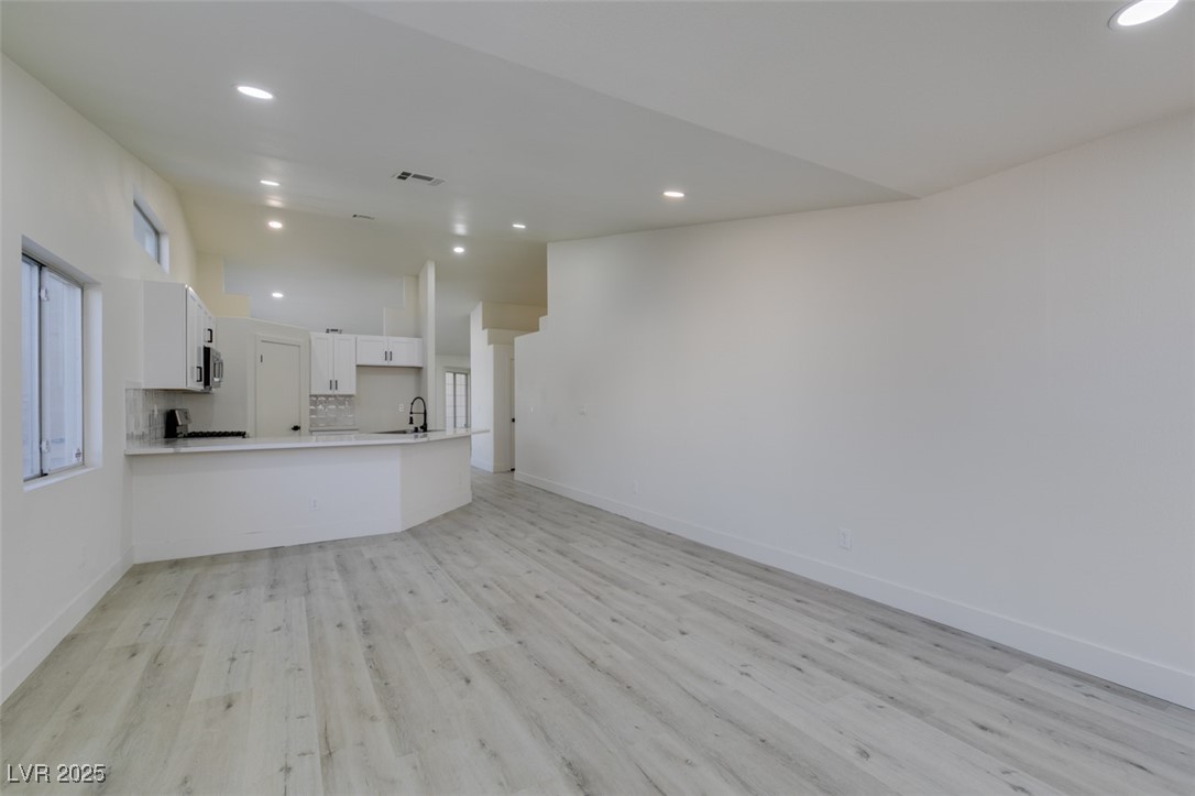 3721 Brentcove Drive Property Photo 26