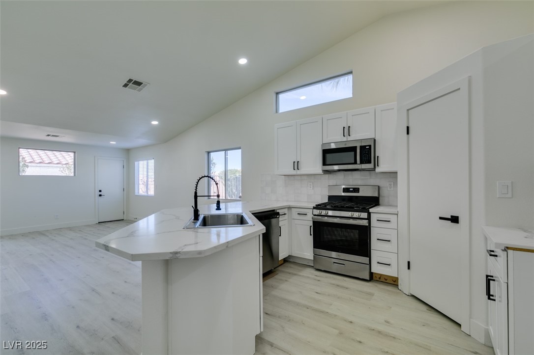 3721 Brentcove Drive Property Photo 32