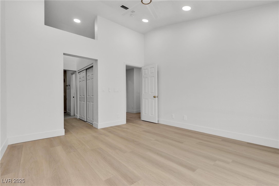 5325 La Patera Lane Property Photo 14