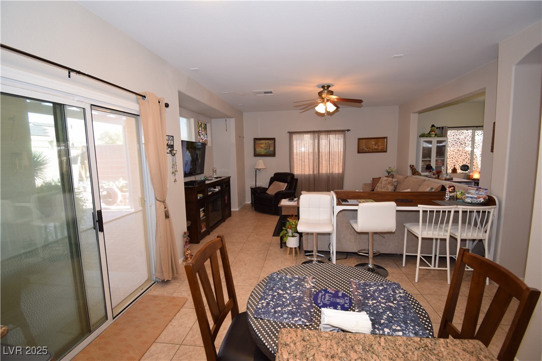 916 Echo Beach Avenue Property Photo 11