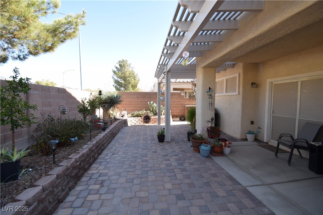 916 Echo Beach Avenue Property Photo 33