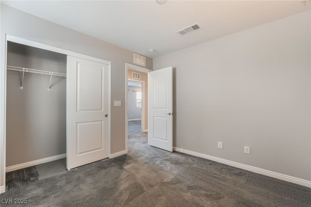 909 Riverlawn Place Property Photo 16