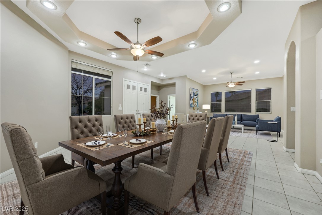 2725 Cool Lilac Avenue Property Photo 3