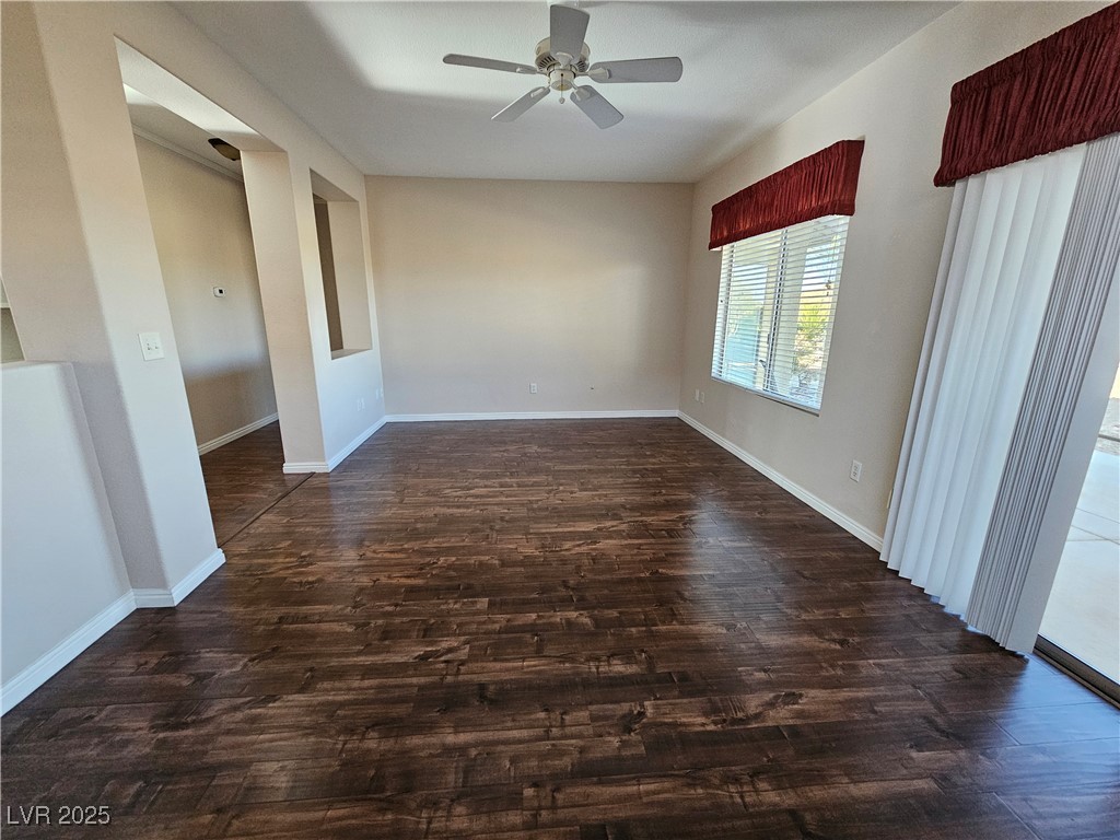 1802 Eagle Village Avenue Property Photo 8