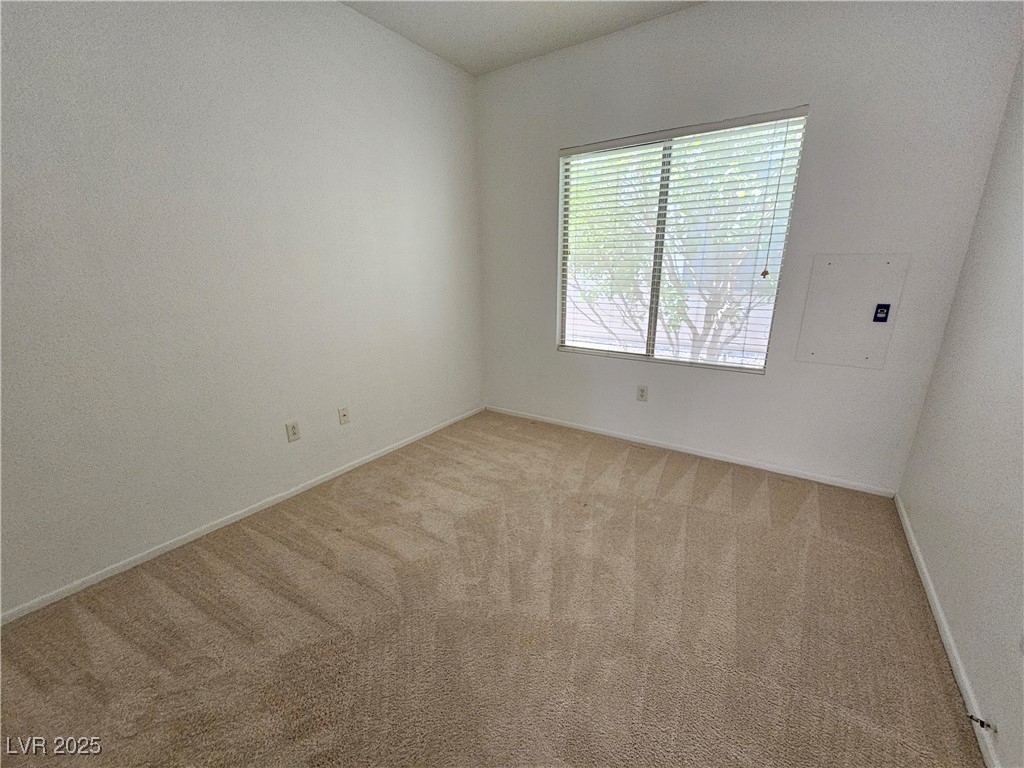 1802 Eagle Village Avenue Property Photo 9