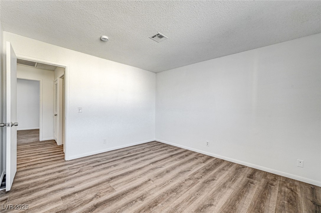2333 Wooster Circle B Property Photo 31