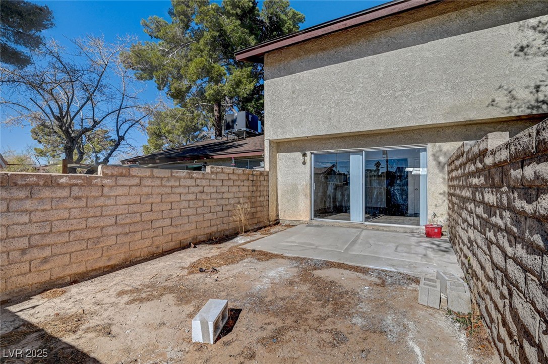 2333 Wooster Circle B Property Photo 41