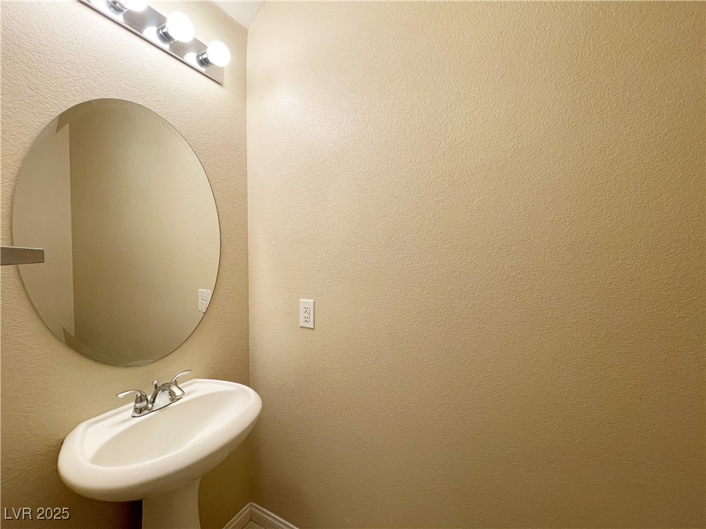 6566 Gertrude Court Property Photo 37