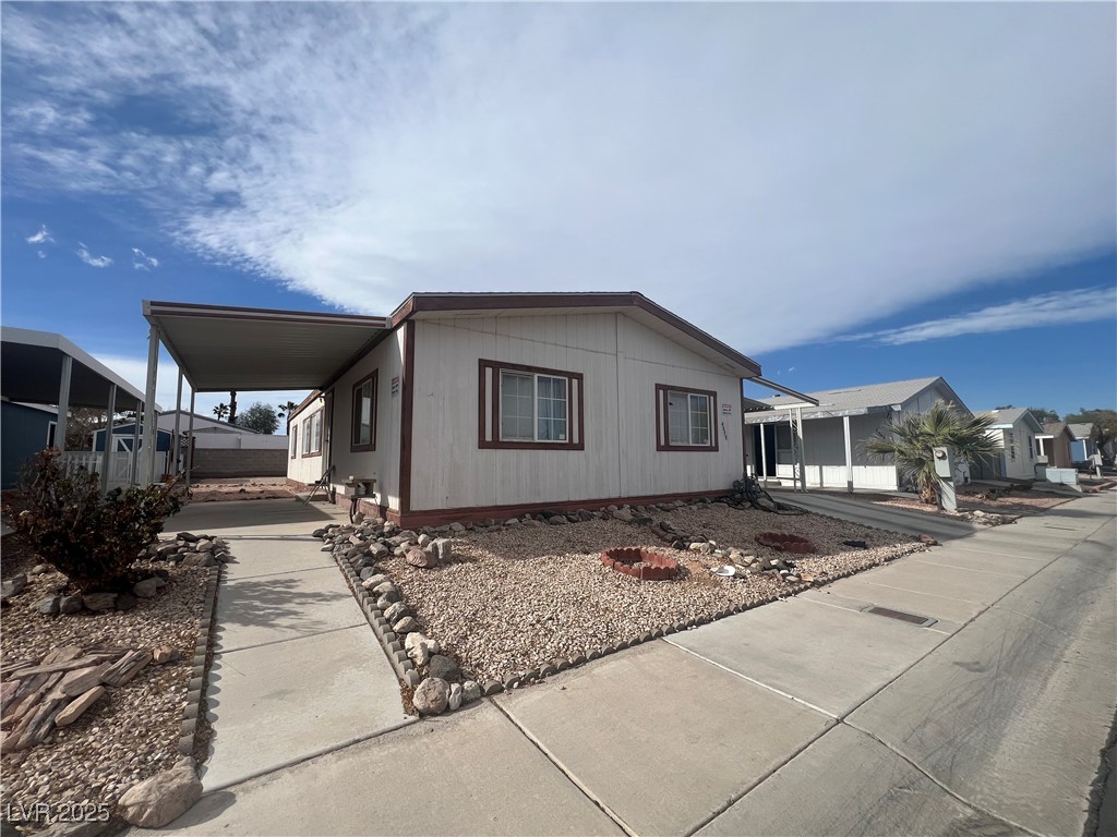 4575 Sandirose Way Property Photo 13