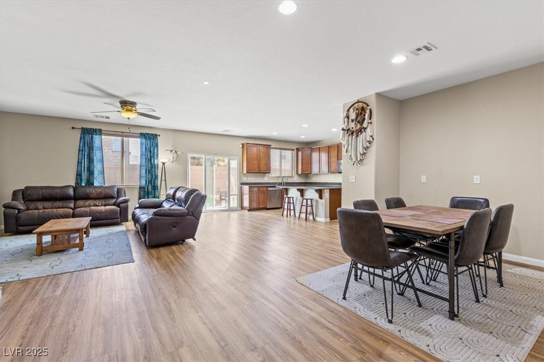 8140 Redbud Vine Street Property Photo 8