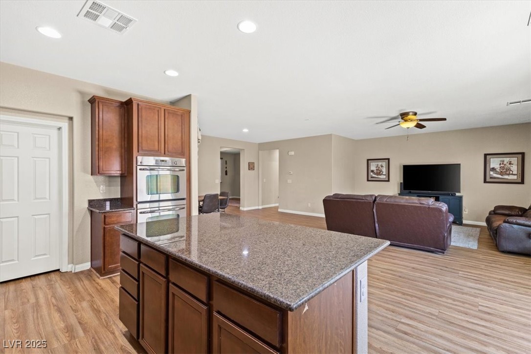 8140 Redbud Vine Street Property Photo 18