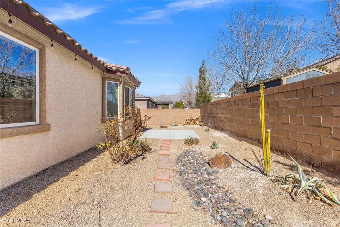 8140 Redbud Vine Street Property Photo 34