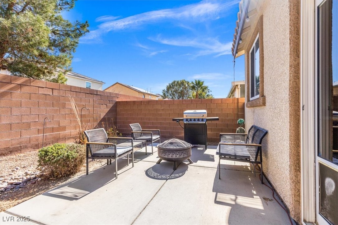 8140 Redbud Vine Street Property Photo 35