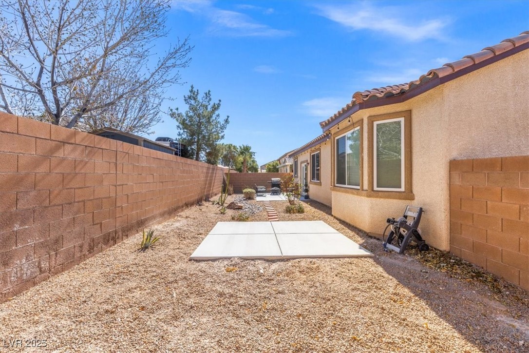 8140 Redbud Vine Street Property Photo 36