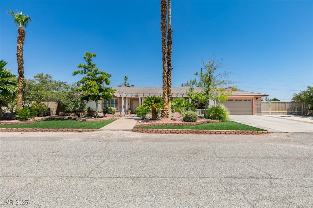 1295 South Tenaya Way Property Photo 1