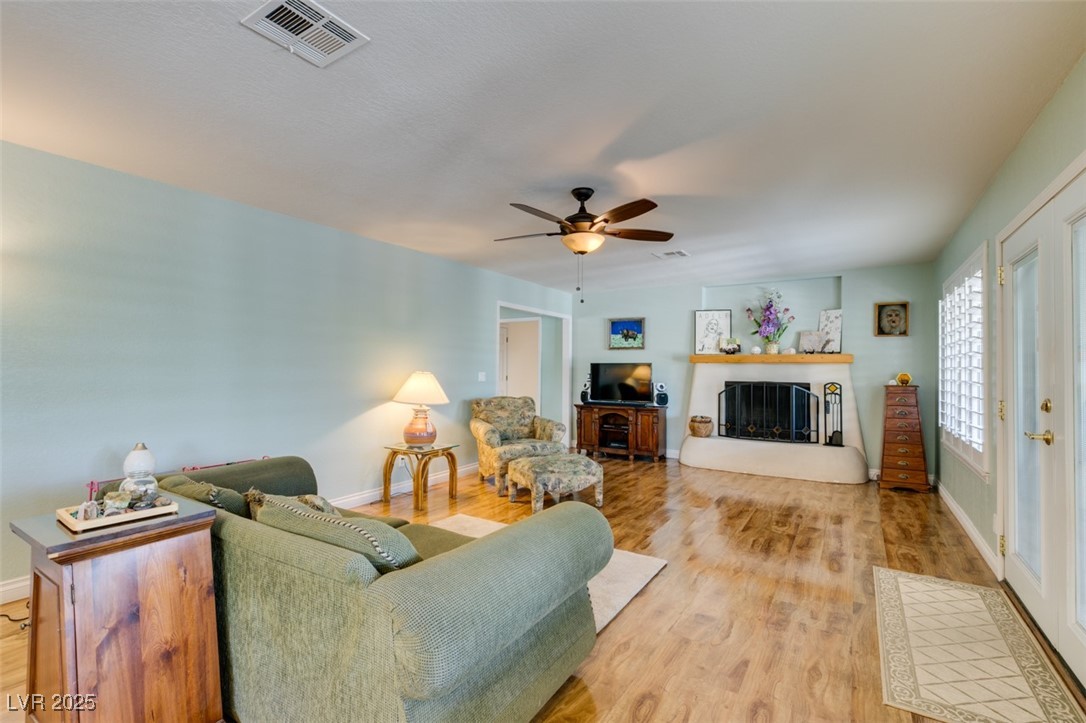 1295 South Tenaya Way Property Photo 19