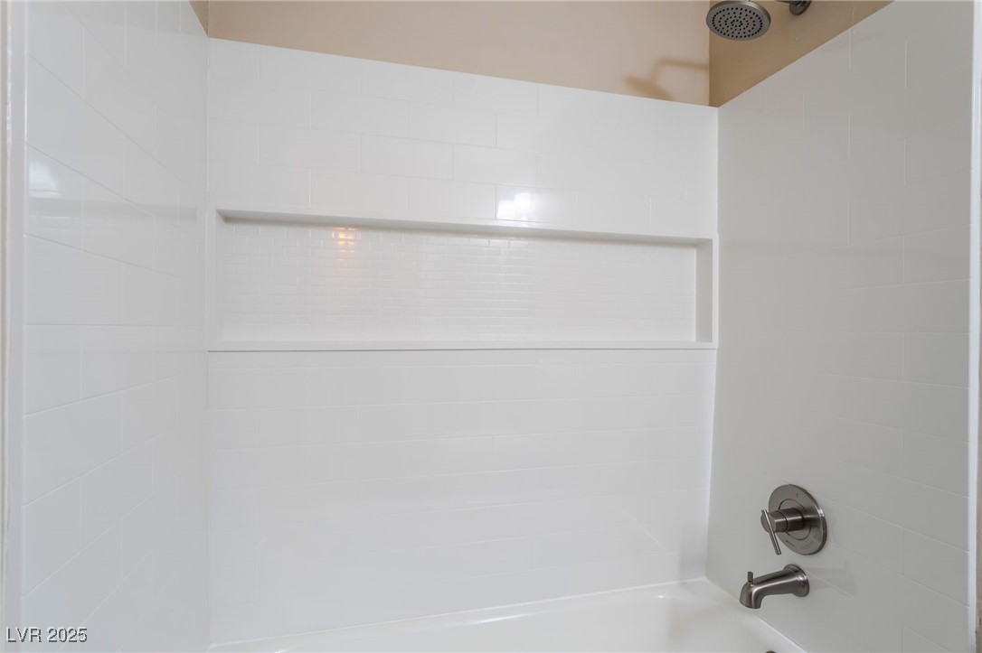 629 Alecandro Daniel Avenue Property Photo 22