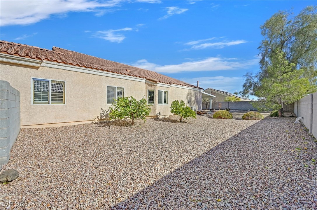 6710 Pyracantha Glen Court Property Photo 35