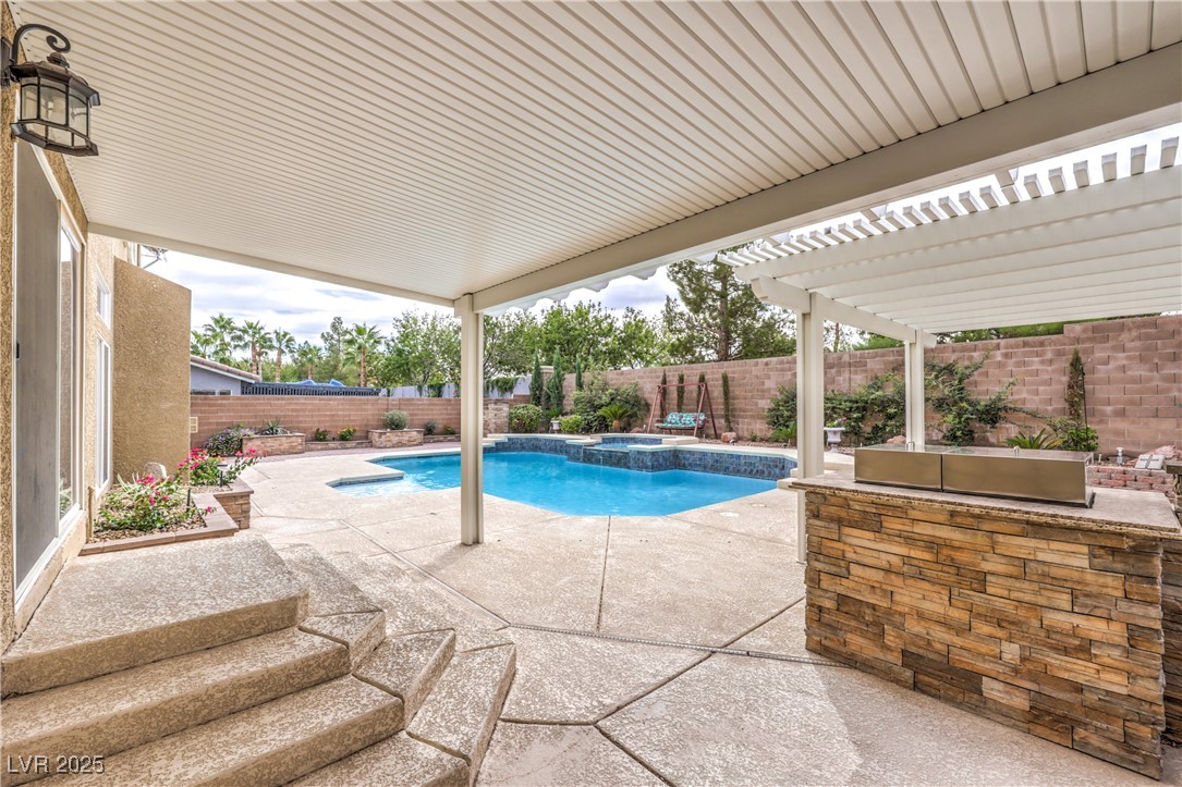 4045 Abernethy Forest Place Property Photo 41