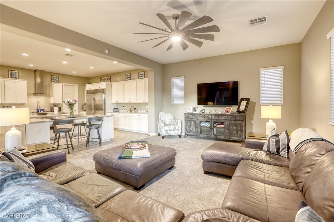 9607 Starfish Reef Way Property Photo 6