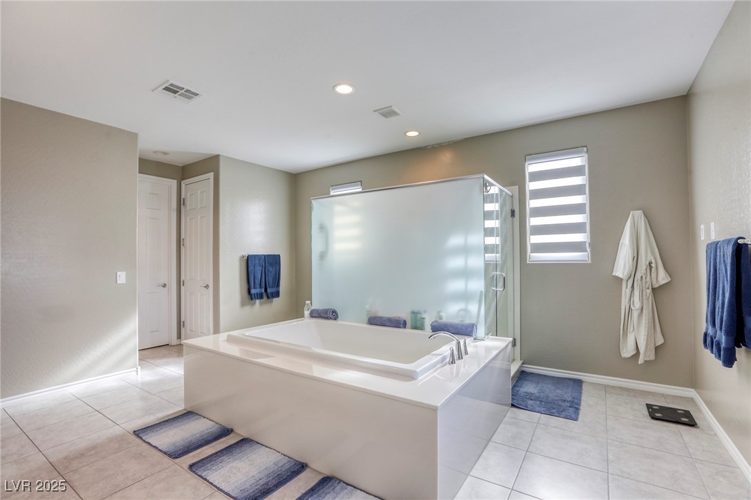 9607 Starfish Reef Way Property Photo 19